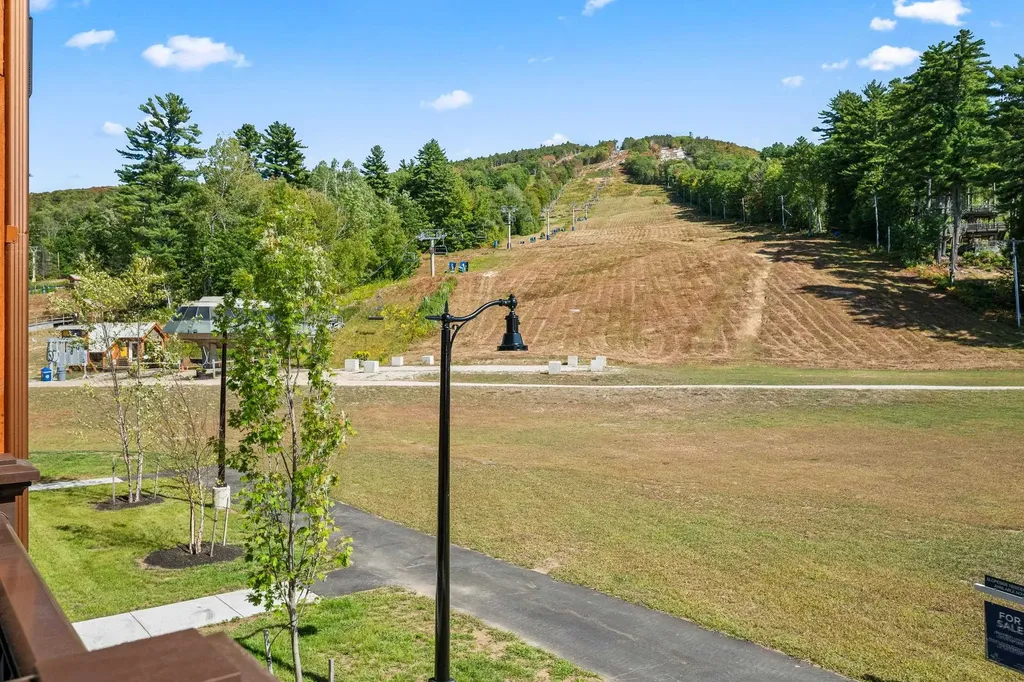 243 Skimobile Road Conway NH 03860