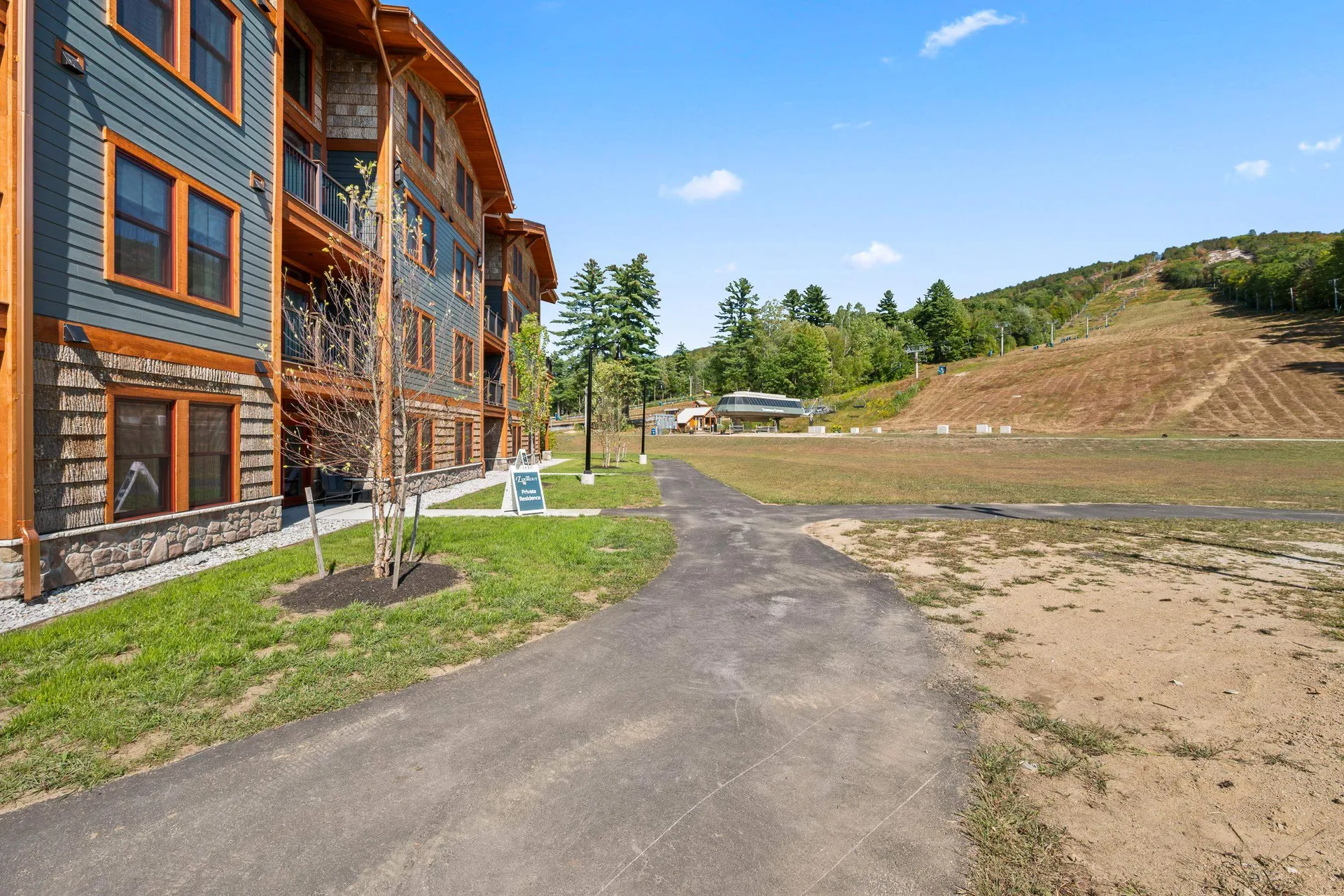 243 Skimobile Road Conway NH 03860