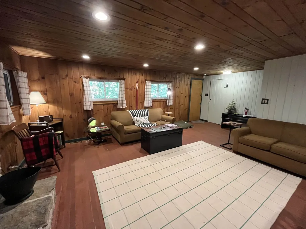 645 Stratton Arlington Road Wardsboro VT 05360