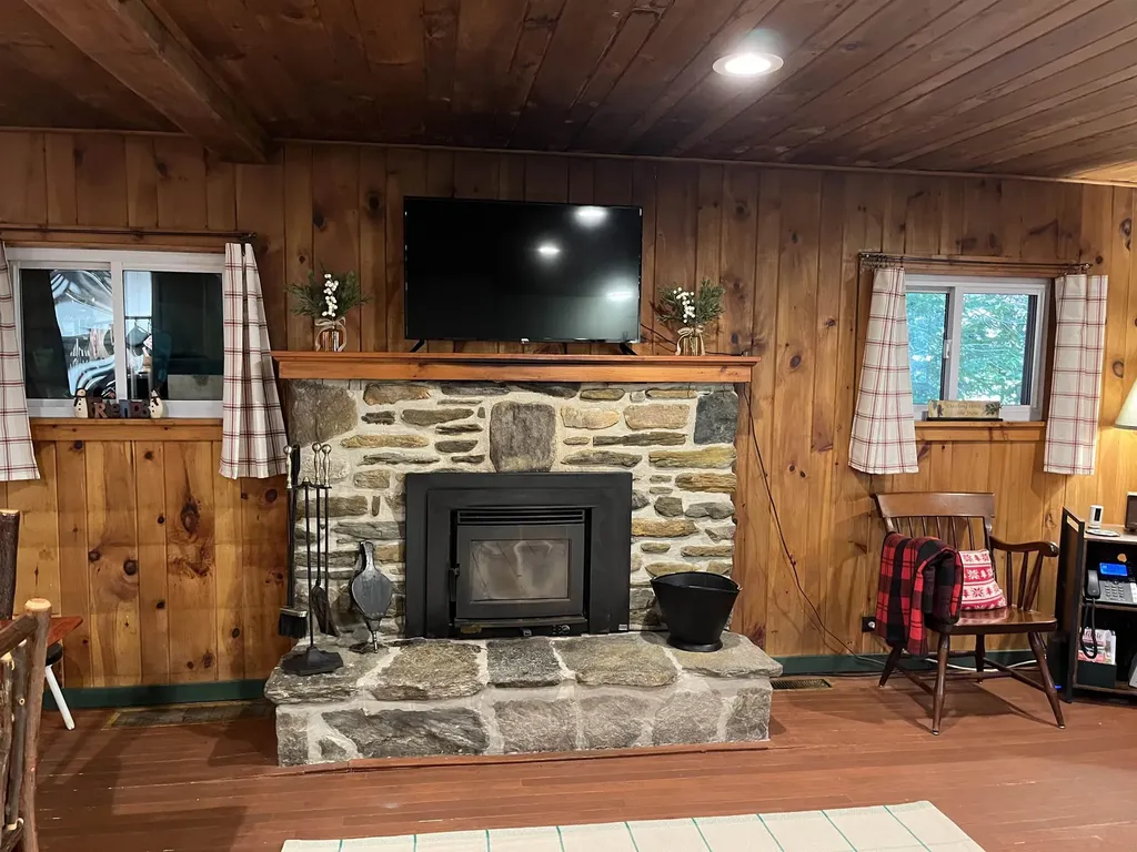 645 Stratton Arlington Road Wardsboro VT 05360