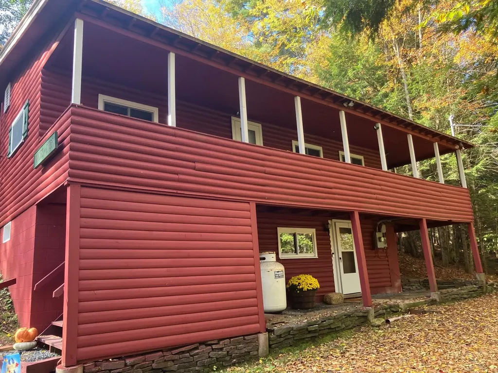 645 Stratton Arlington Road Wardsboro VT 05360