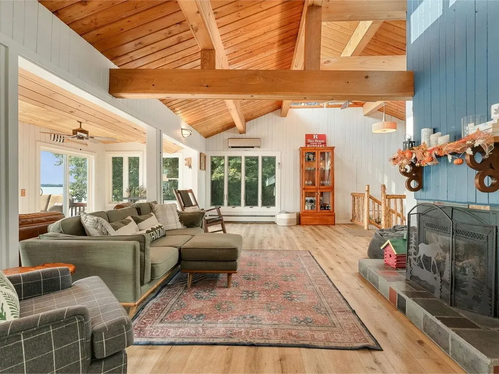 10 Macomber Point Alburgh VT 05440