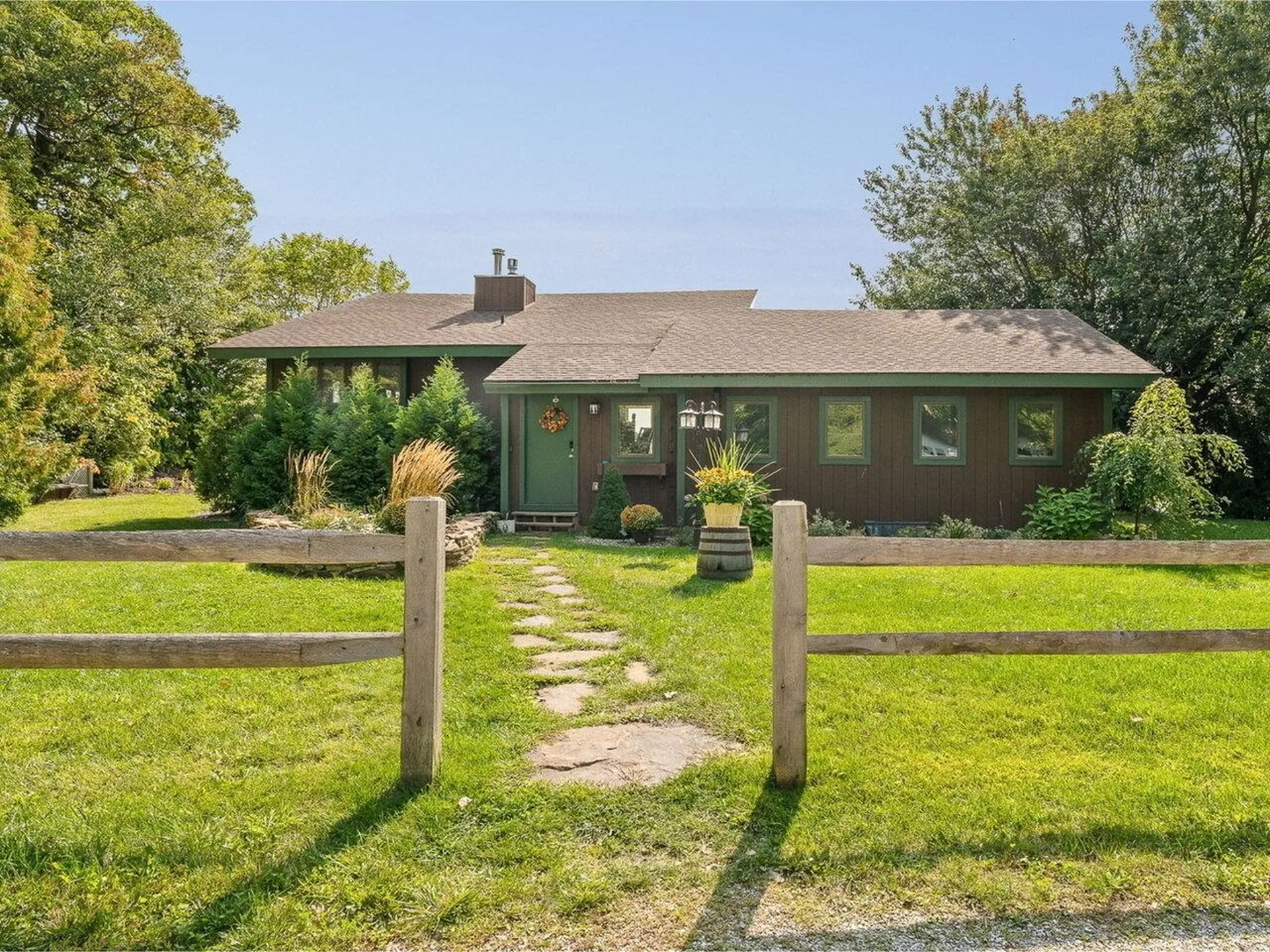 10 Macomber Point Alburgh VT 05440