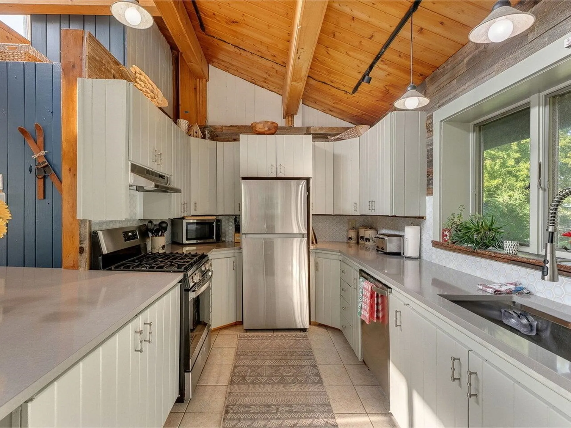 10 Macomber Point Alburgh VT 05440