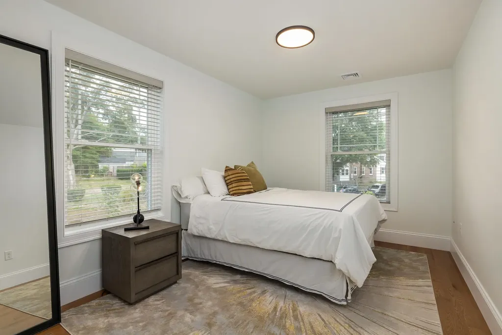 114 Saratoga Way Portsmouth NH 03801
