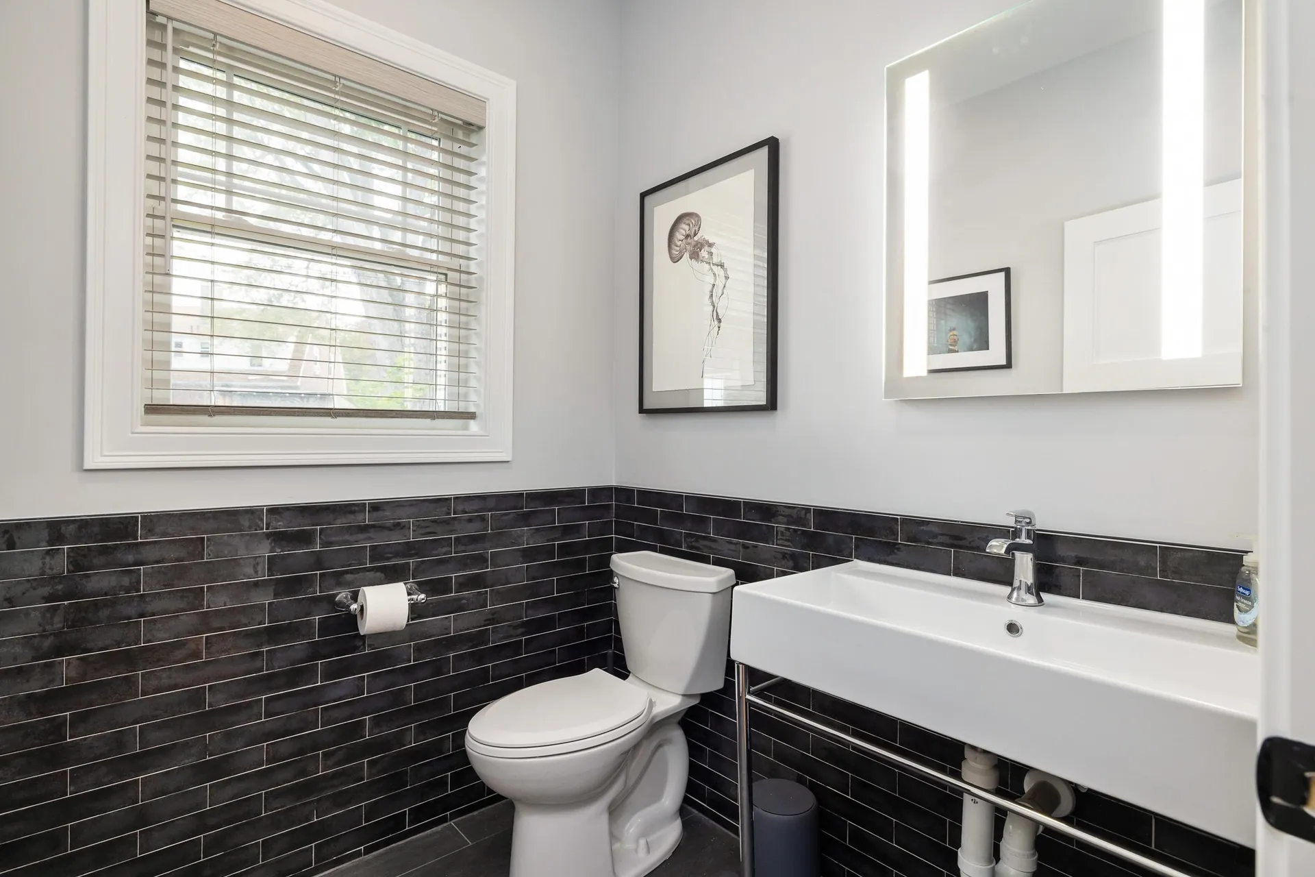 114 Saratoga Way Portsmouth NH 03801