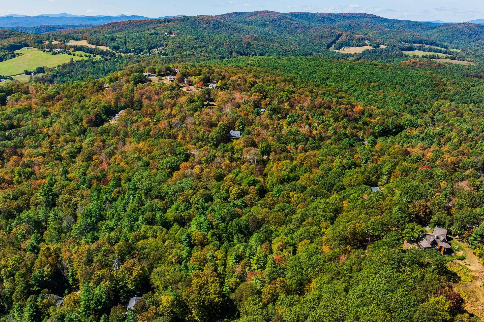 5268 Willard Road Hartford VT 05059