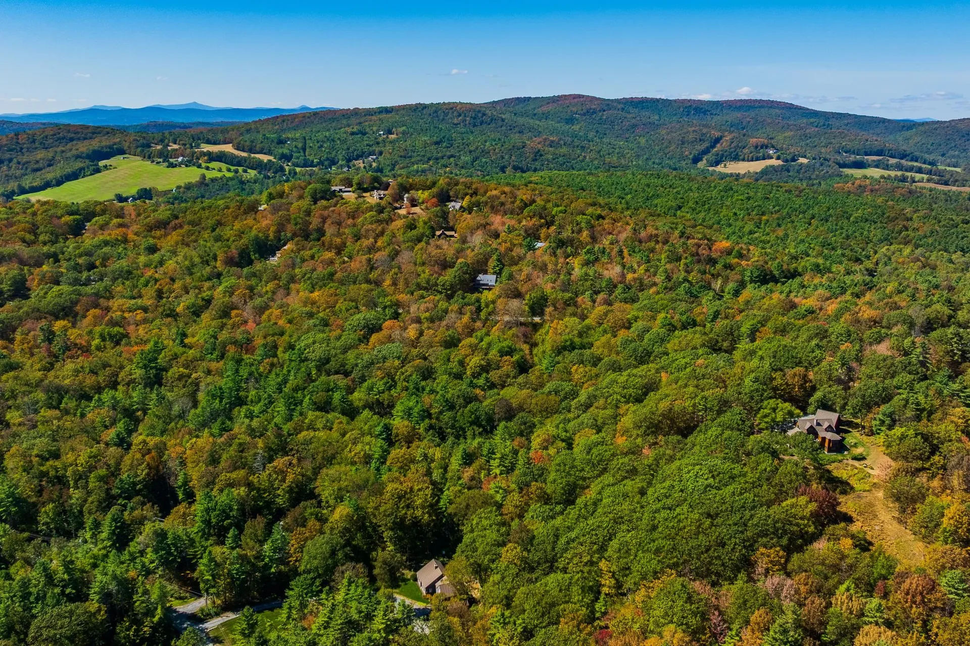 5268 Willard Road Hartford VT 05059