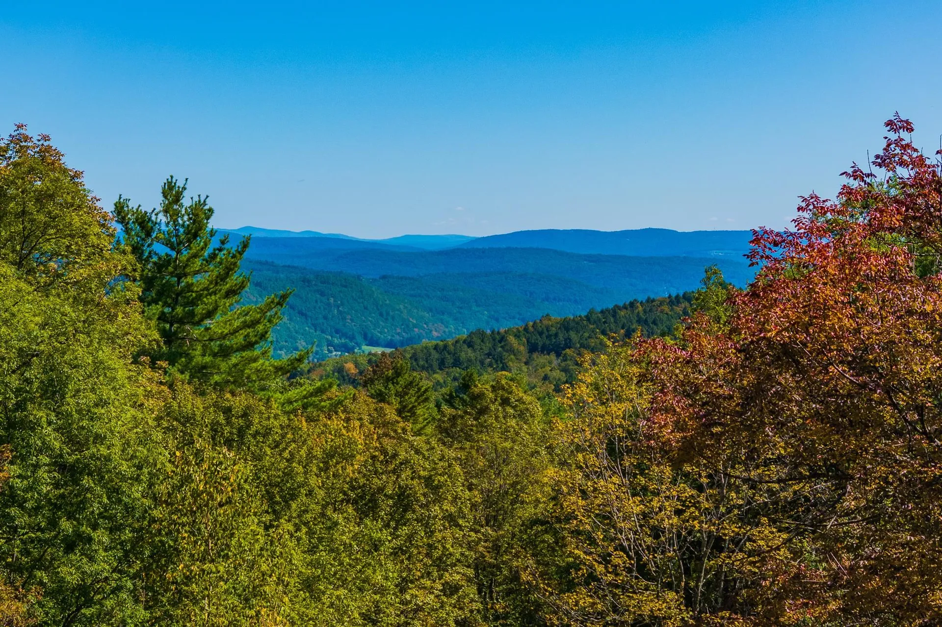 5268 Willard Road Hartford VT 05059