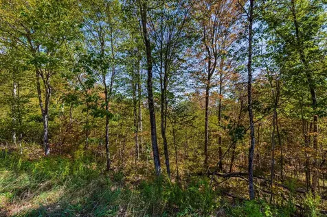 5268 Willard Road Hartford VT 05059