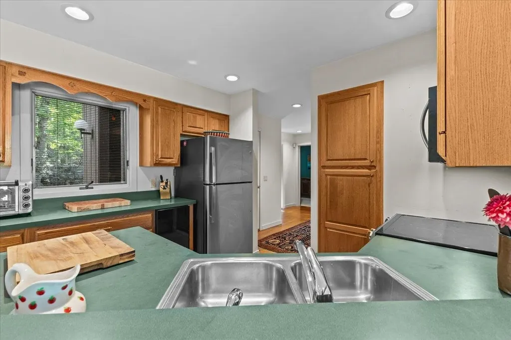 615 Field Road Stowe VT 05672