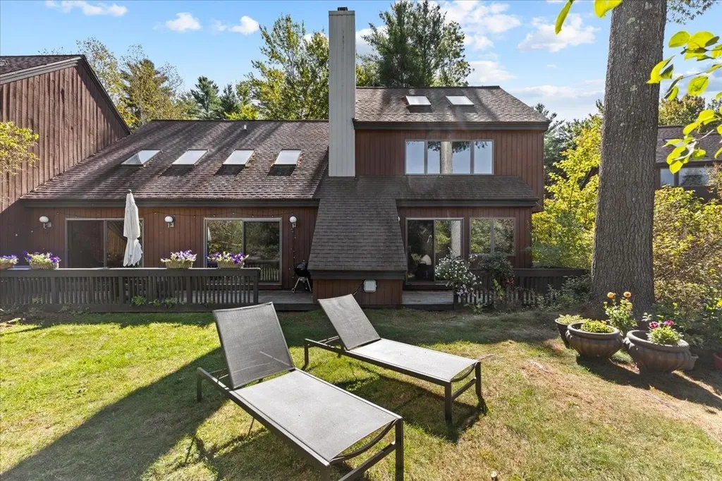 615 Field Road Stowe VT 05672