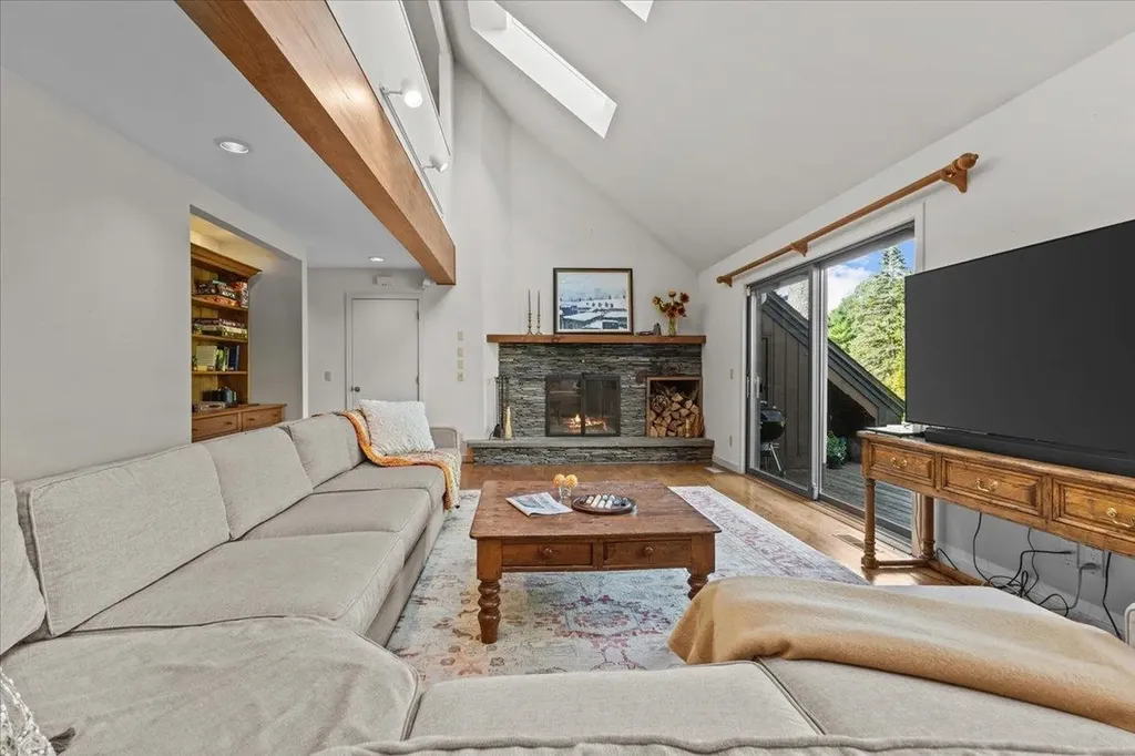 615 Field Road Stowe VT 05672