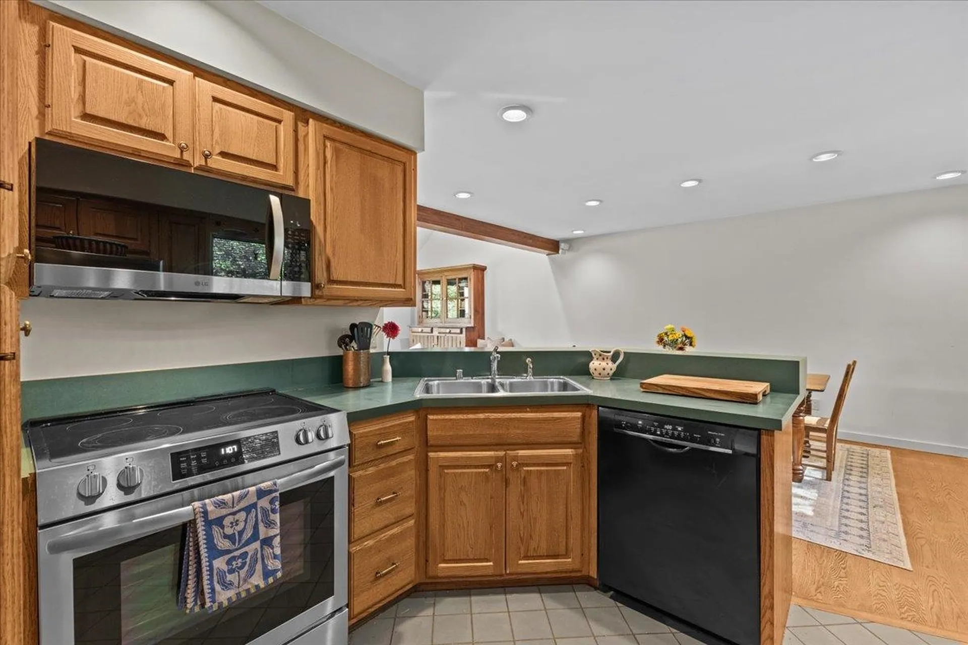 615 Field Road Stowe VT 05672