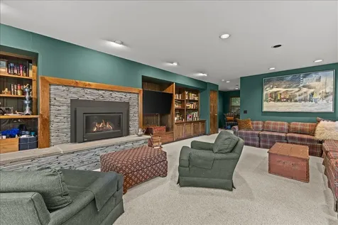 615 Field Road Stowe VT 05672