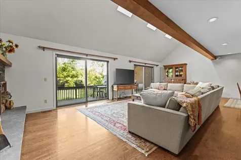 615 Field Road Stowe VT 05672