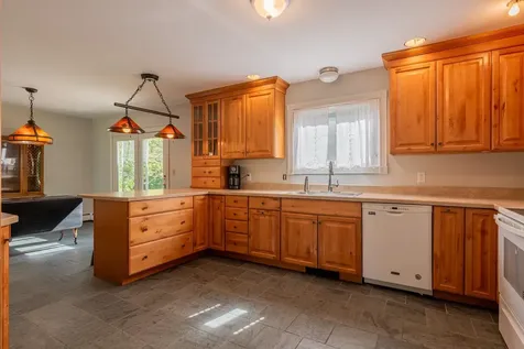 27 Owls Head Hill Lane Dorset VT 05251