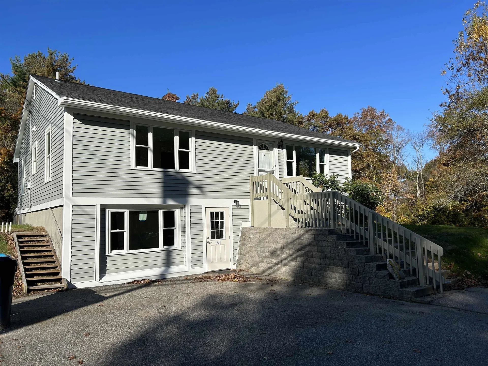 Stratham NH, 131 Portsmouth Avenue