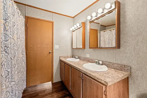 5 N Fuchsia Drive Rochester NH 03867