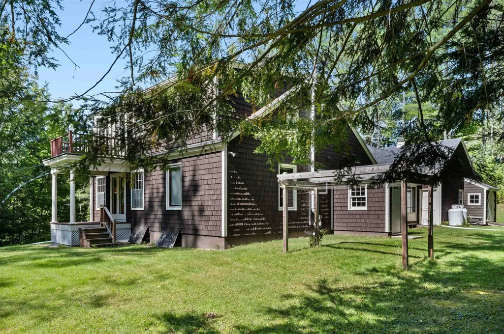 68 Spring Hollow Lane Montpelier VT 05602