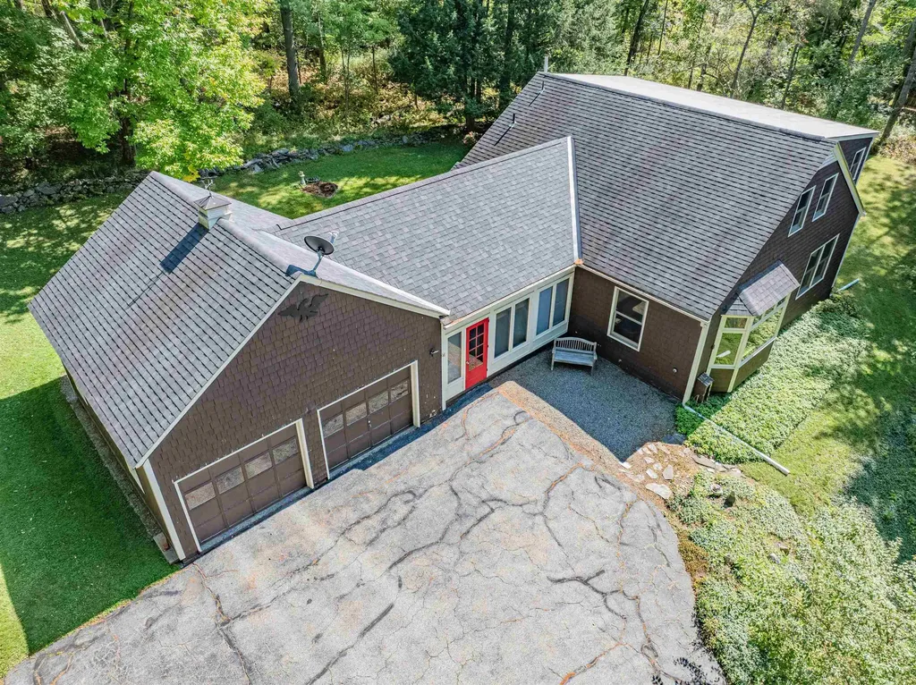 68 Spring Hollow Lane Montpelier VT 05602