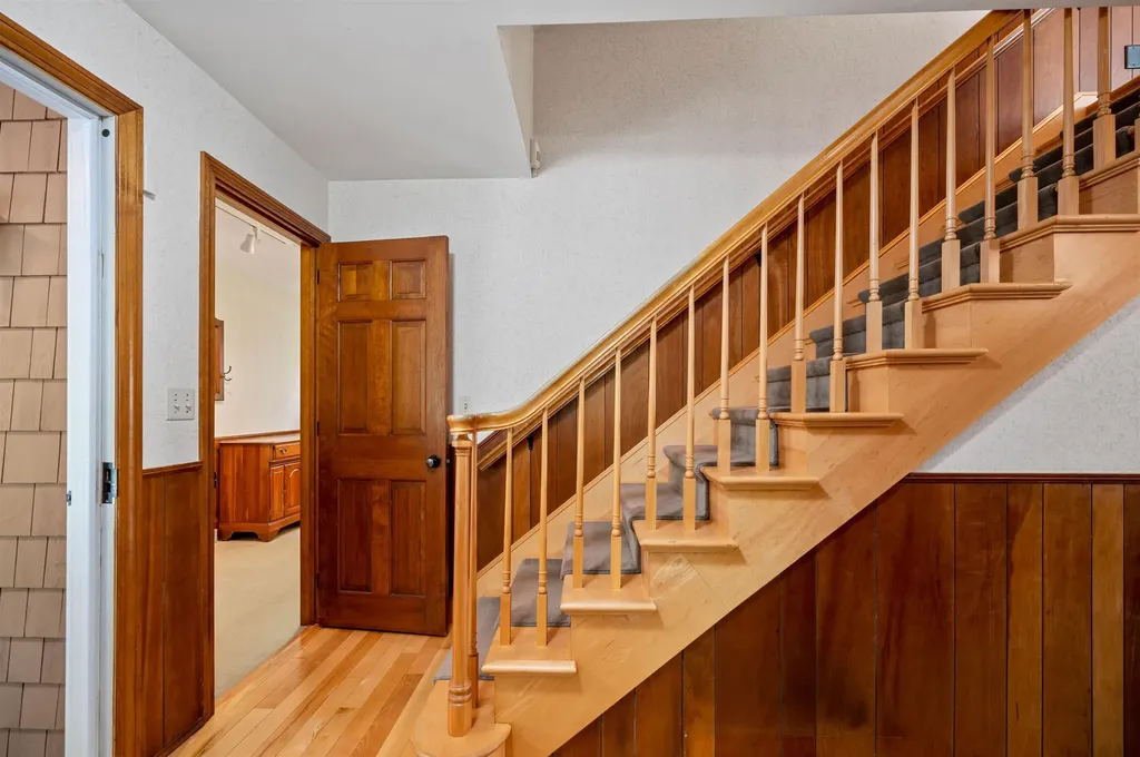 68 Spring Hollow Lane Montpelier VT 05602