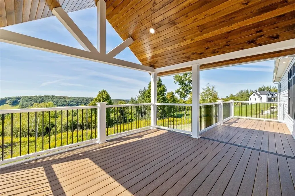 249 Bluff Lane St. Albans Town VT 05478