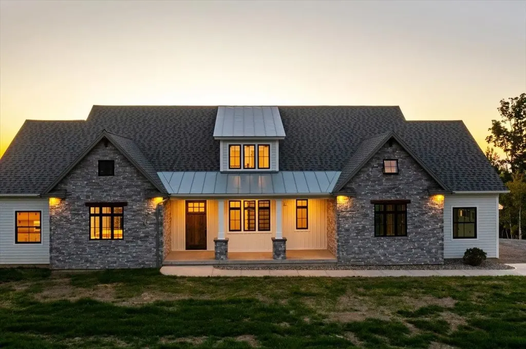 249 Bluff Lane St. Albans Town VT 05478