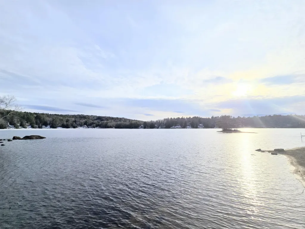 200 Hemlock Drive Gilmanton NH 03237