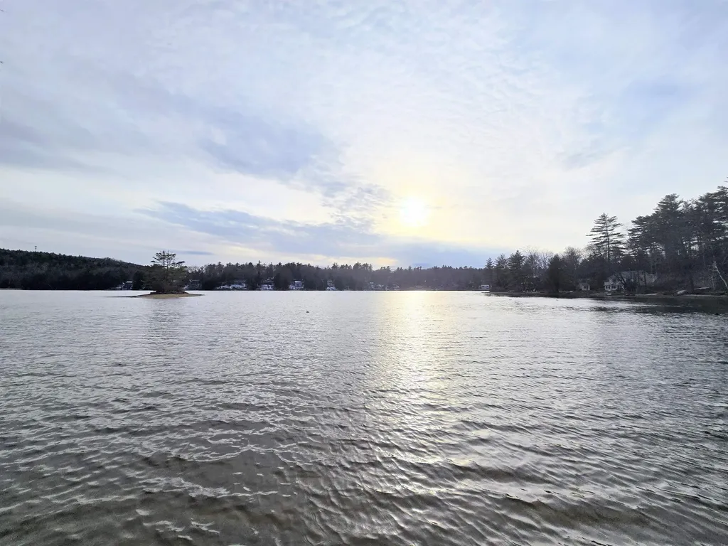 200 Hemlock Drive Gilmanton NH 03237