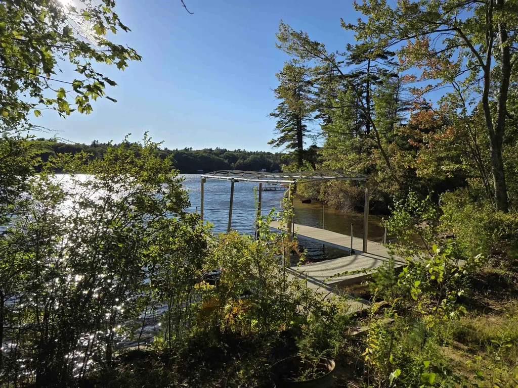 200 Hemlock Drive Gilmanton NH 03237