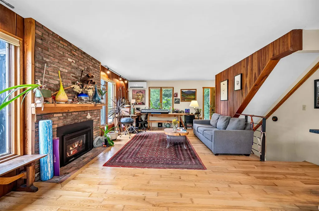 42 Catamount Lane Fayston VT 05673