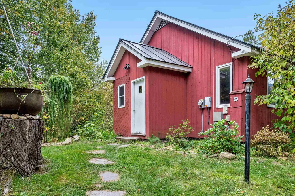 42 Catamount Lane Fayston VT 05673