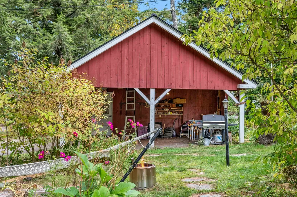 42 Catamount Lane Fayston VT 05673