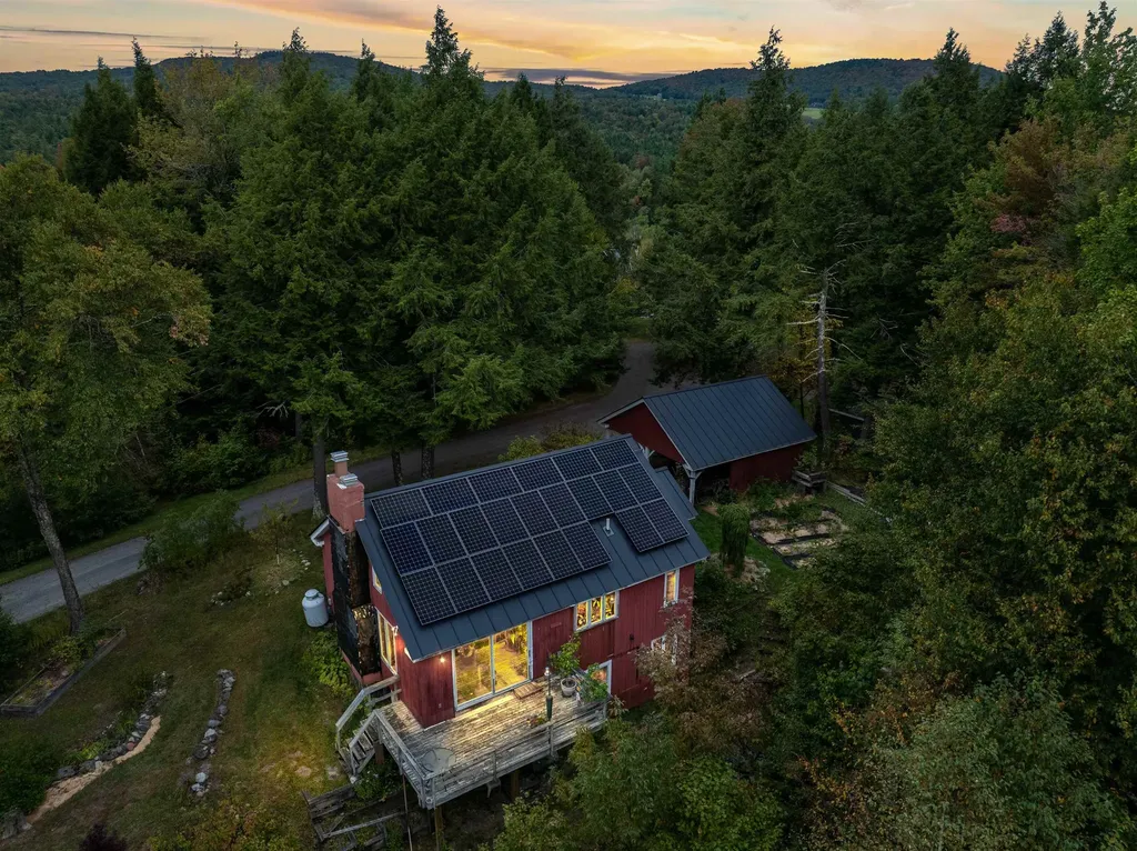 42 Catamount Lane Fayston VT 05673