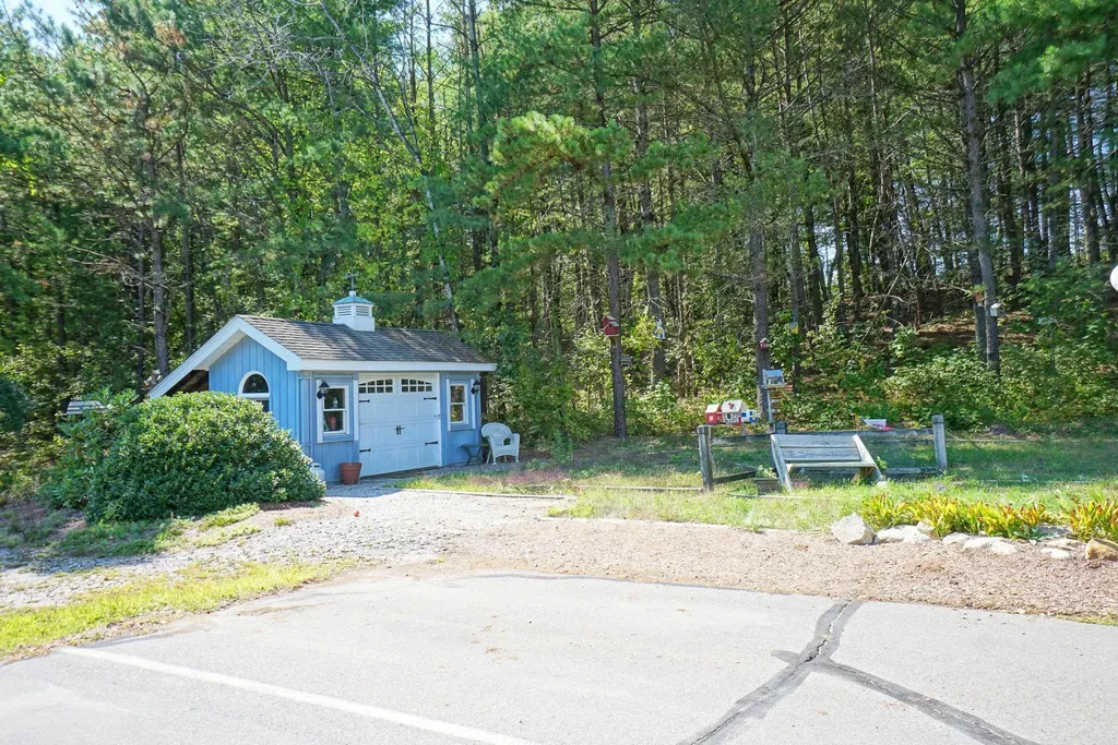 1306 Goffstown Road Manchester NH 03102