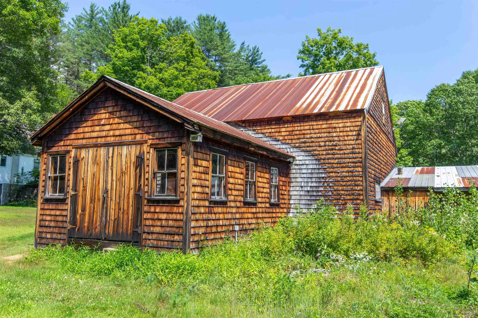 898 & 900 Bunker Hill Road Tamworth NH 03883