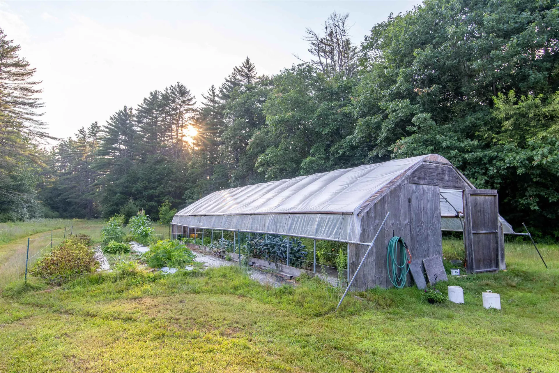 898 & 900 Bunker Hill Road Tamworth NH 03883