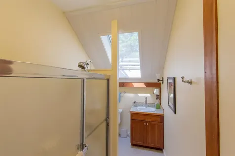 898 & 900 Bunker Hill Road Tamworth NH 03883