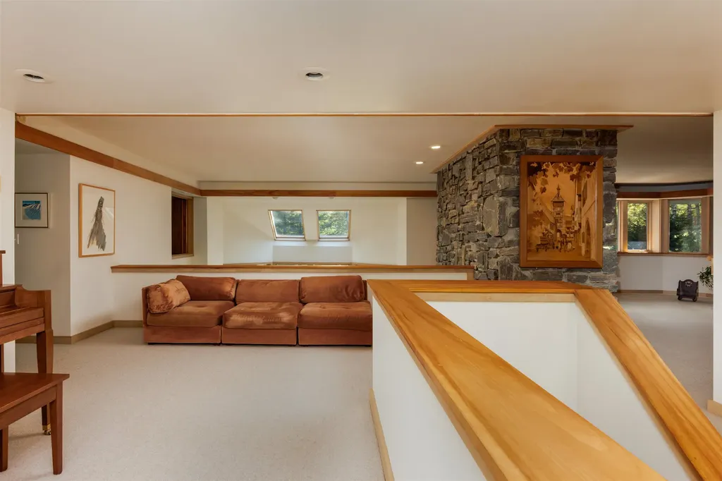 16 Summit Drive Grantham NH 03753