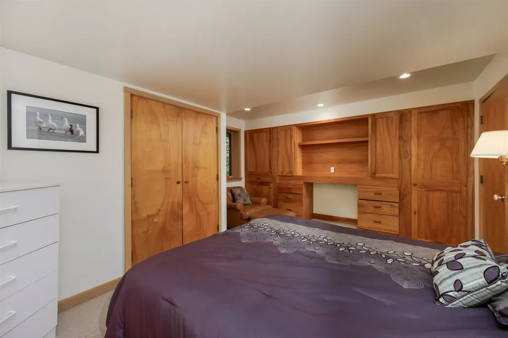 16 Summit Drive Grantham NH 03753