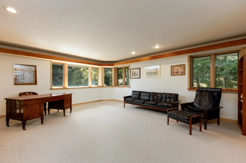 16 Summit Drive Grantham NH 03753