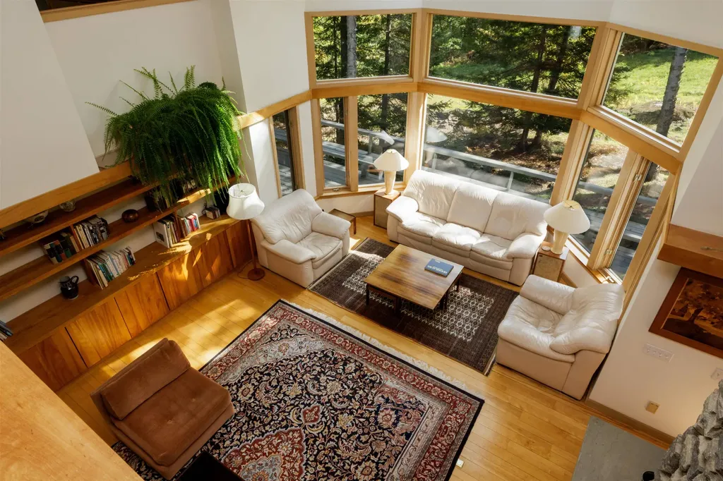 16 Summit Drive Grantham NH 03753