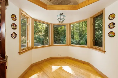 16 Summit Drive Grantham NH 03753