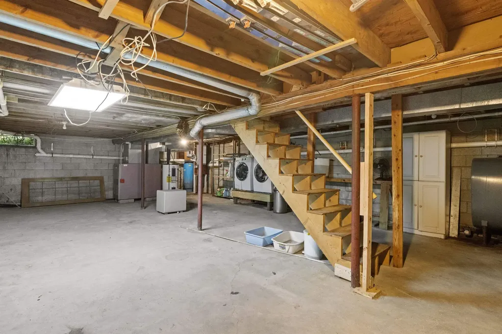 362 Old Henniker Road Hopkinton NH 03229