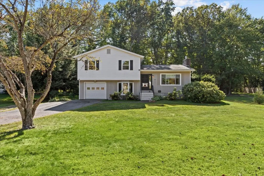 65 Greenbriar Drive Essex VT 05452