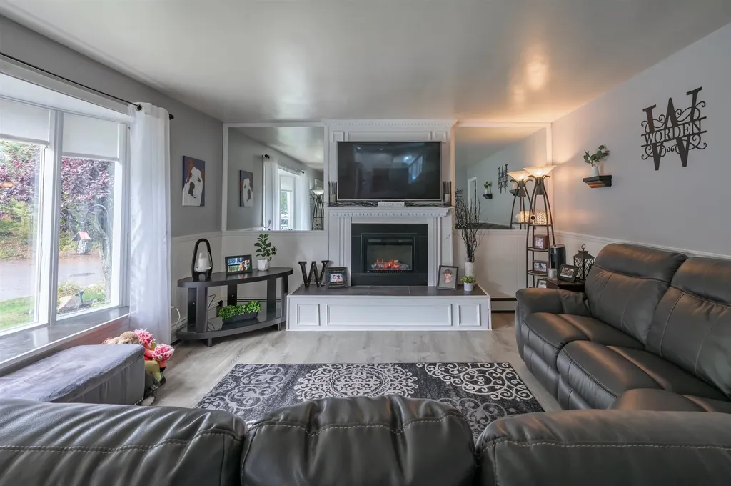 10 Glenwood Avenue Manchester NH 03102