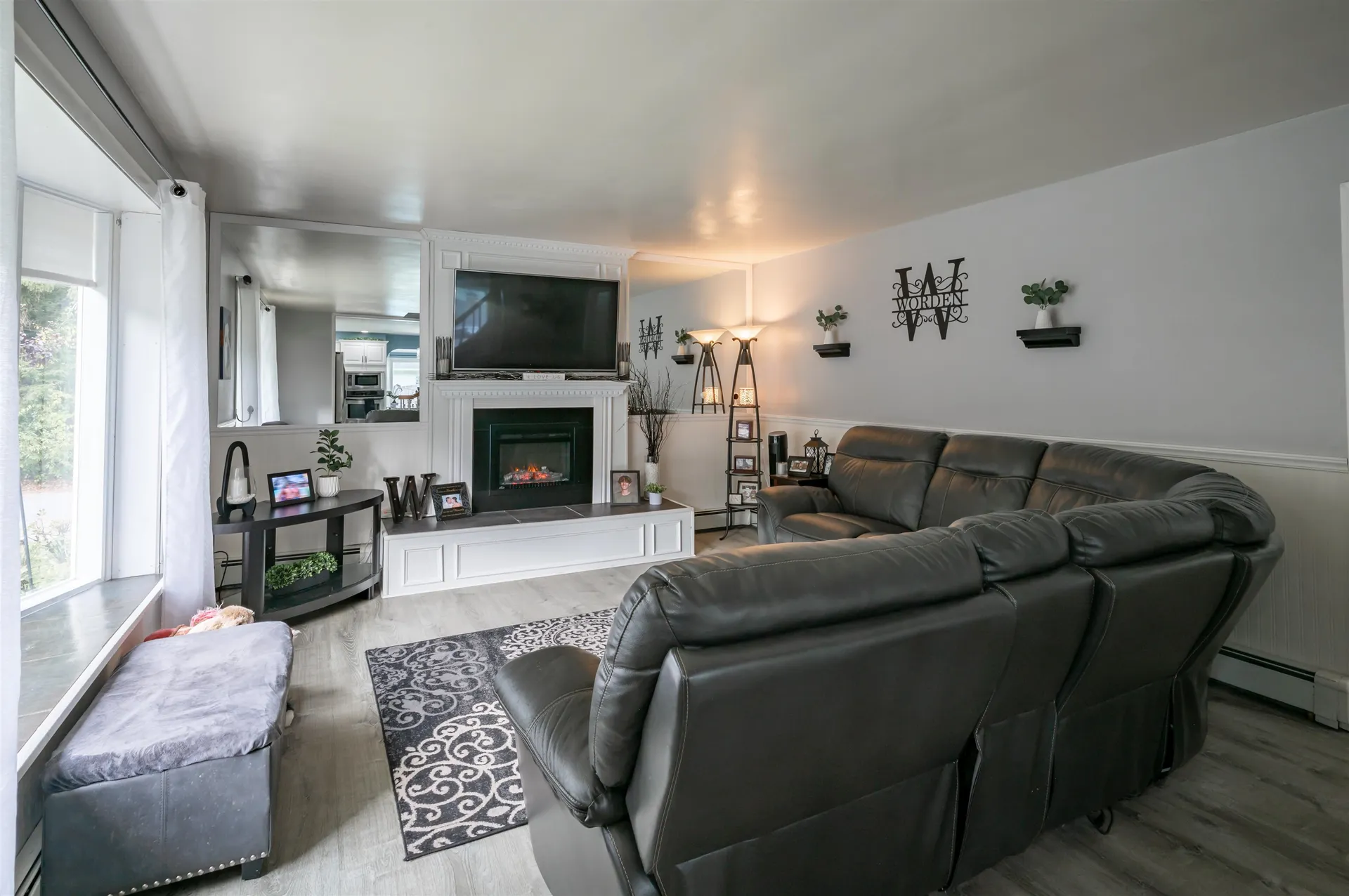 10 Glenwood Avenue Manchester NH 03102