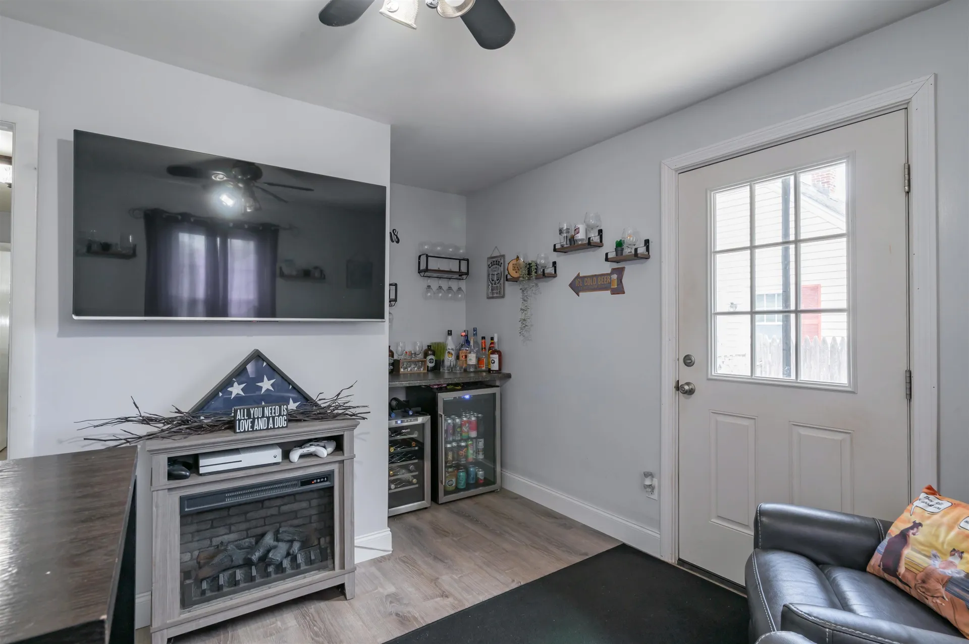 10 Glenwood Avenue Manchester NH 03102