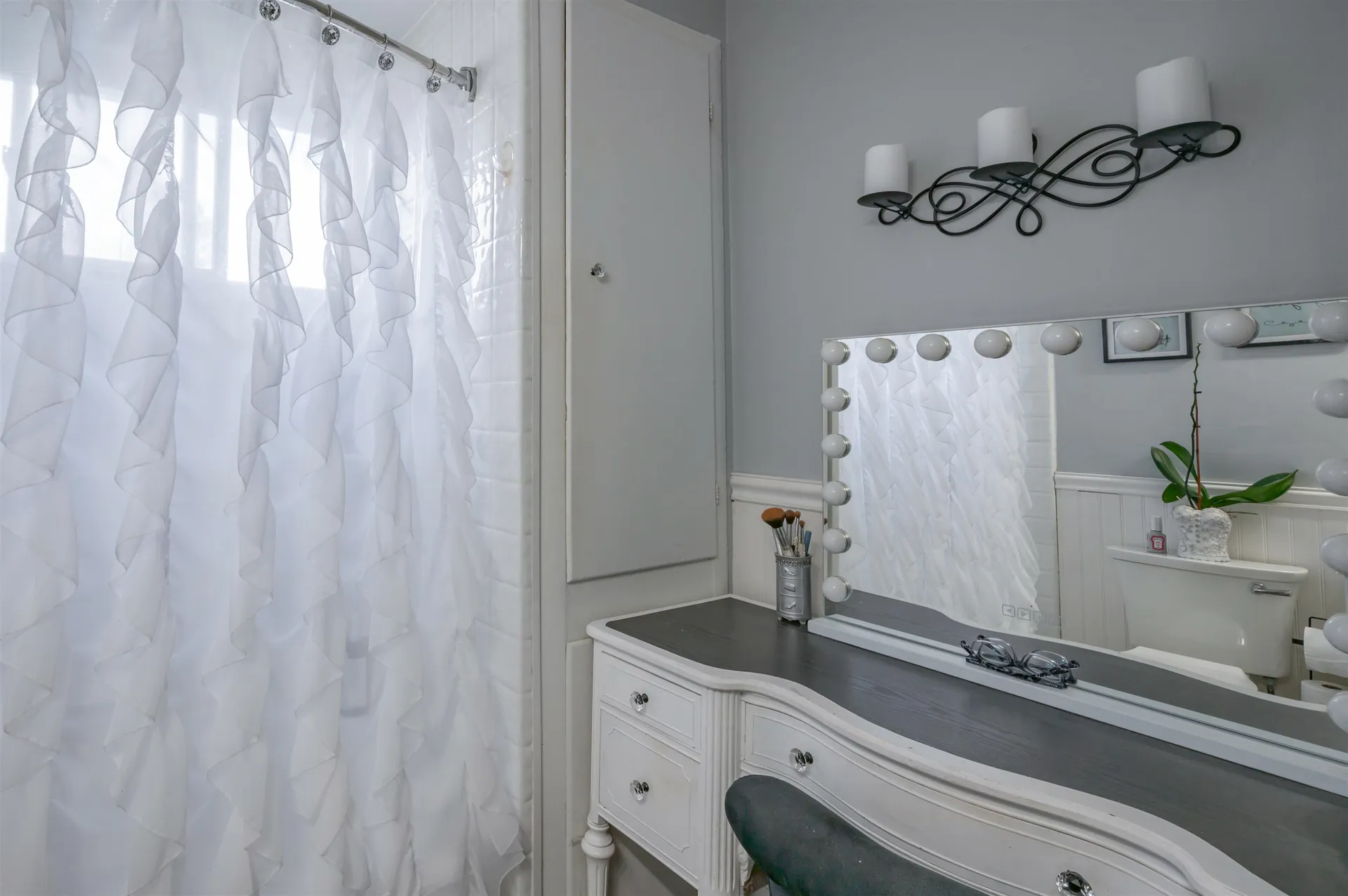 10 Glenwood Avenue Manchester NH 03102